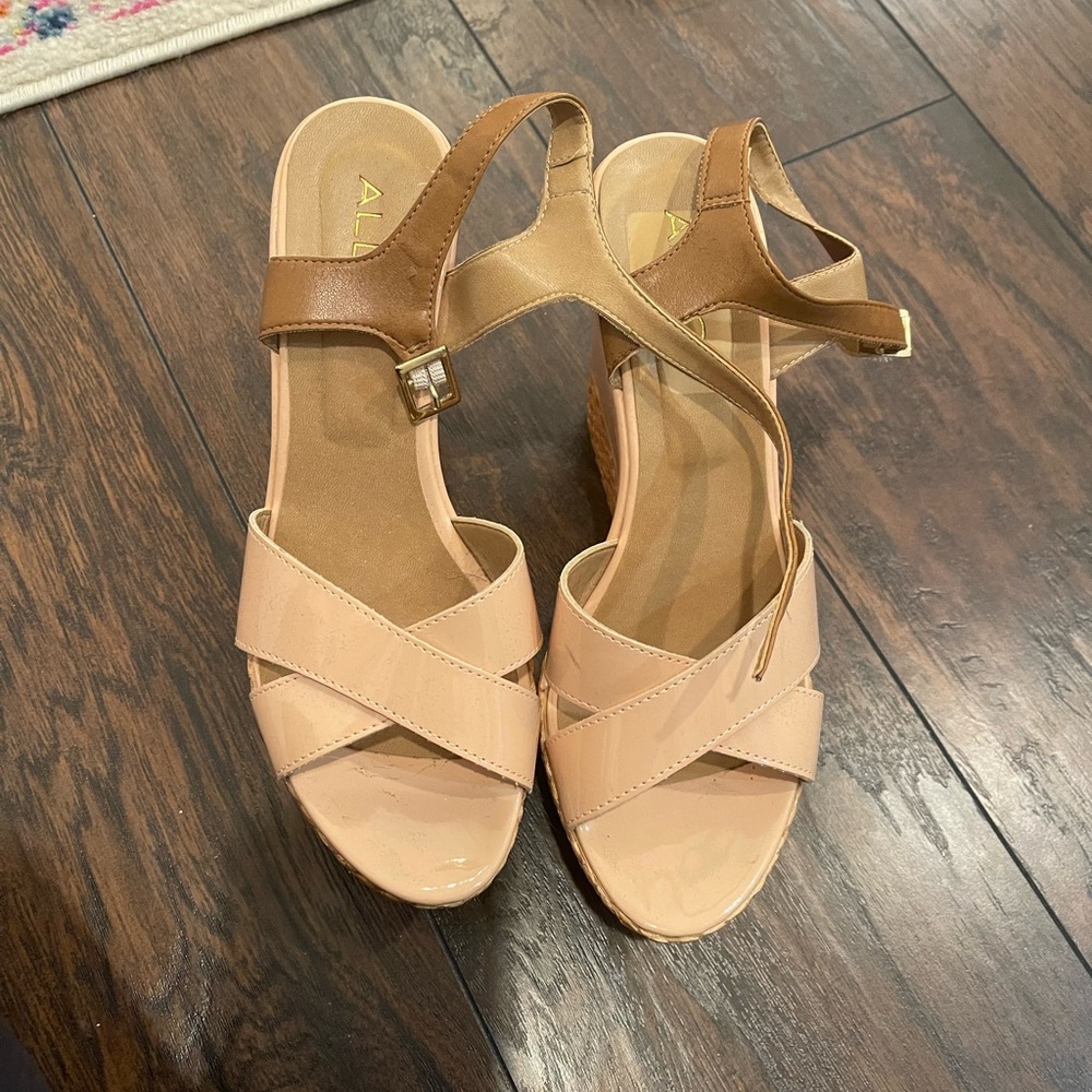 Aldo wedges